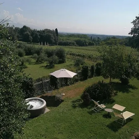 Apartment La Vedetta Lucca